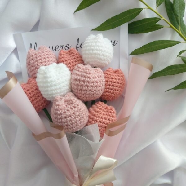 Crochet Flower Bouquet Tea pink & White| Handmade Gift for Mum, Birthday, Graduation & Special Occasions