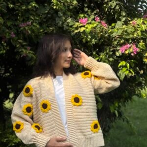 Beige cardigan with sunflowers